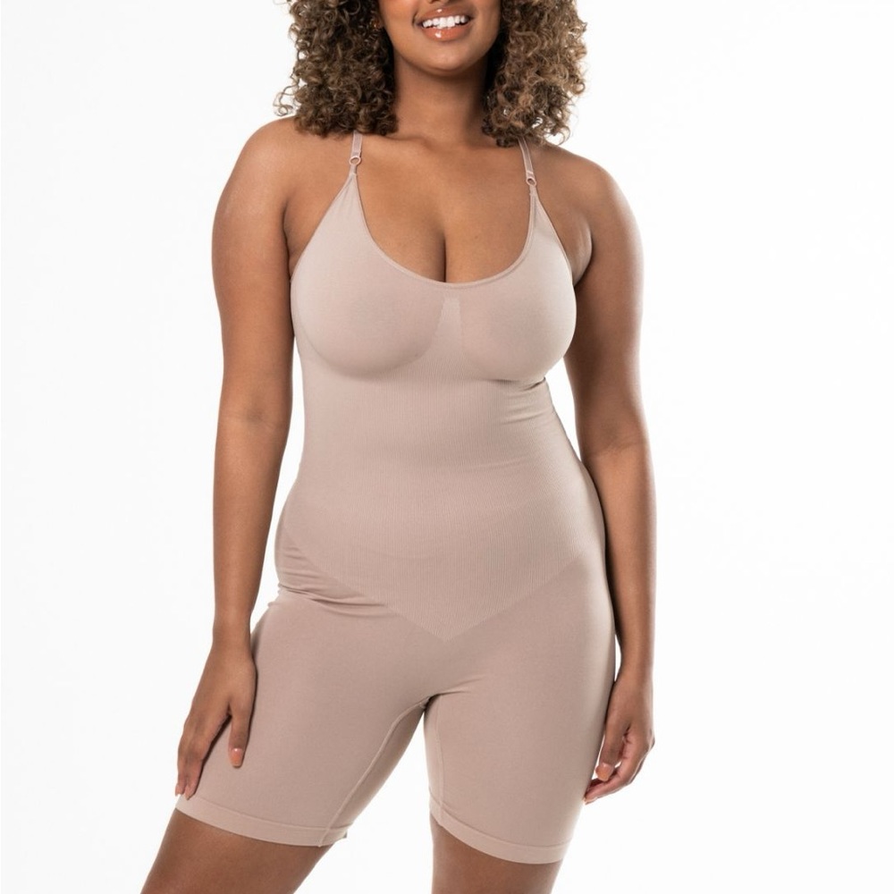 NWT HeyShape Sculpting Shapewear Bodysuit